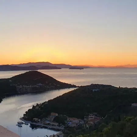 Albatross Sivota (Lefkada)